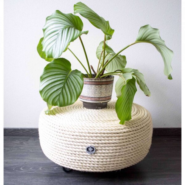 Autoband tafel sisal met wielen upcycled