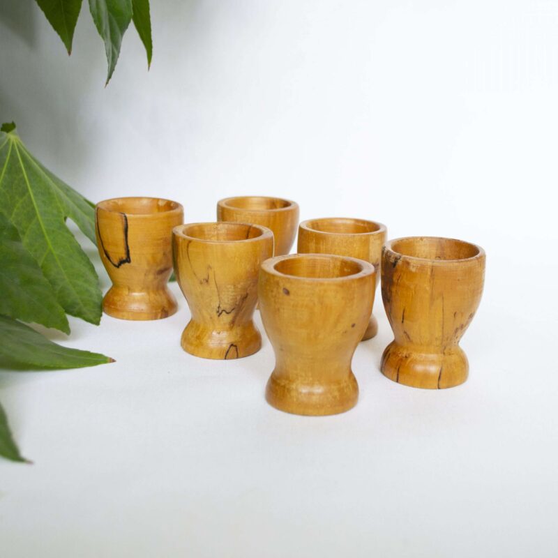 Vintage eierdopjes hout