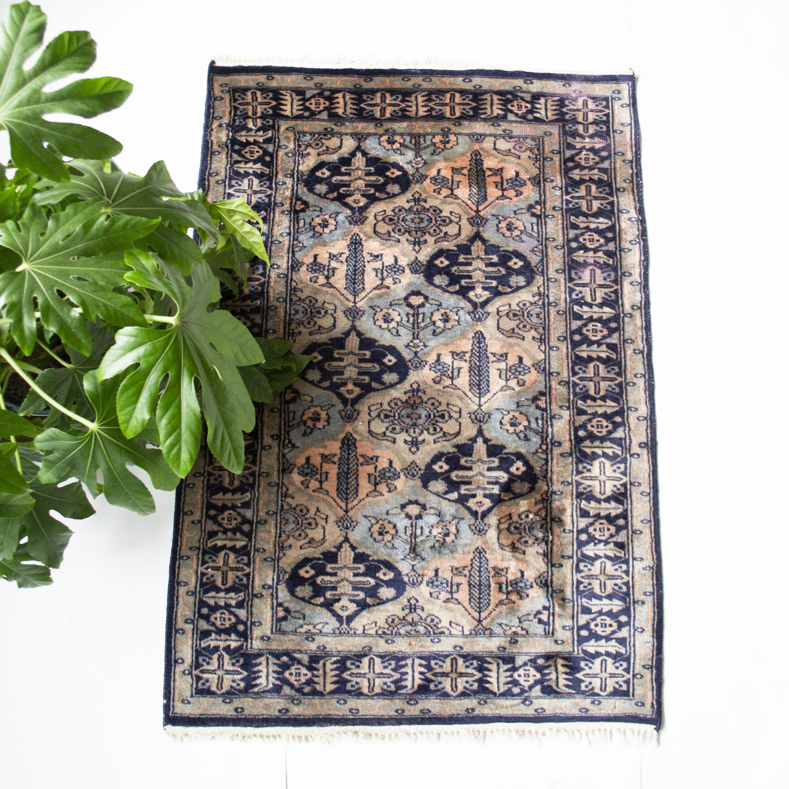 Gebakjes Uitgaan afbetalen Vintage Perzisch tapijt/vloerkleed pastel - End of April