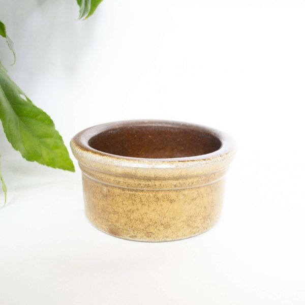 Vintage bloempot geelbruin