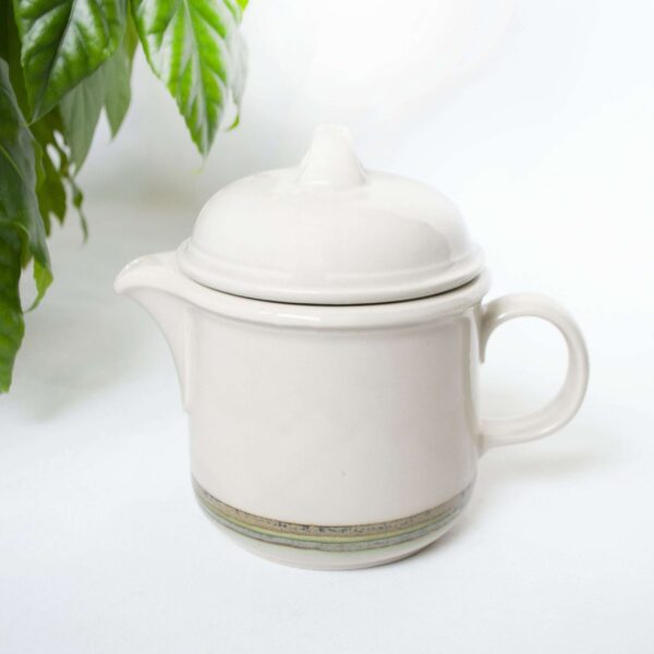 Vintage theepot zandkleurig