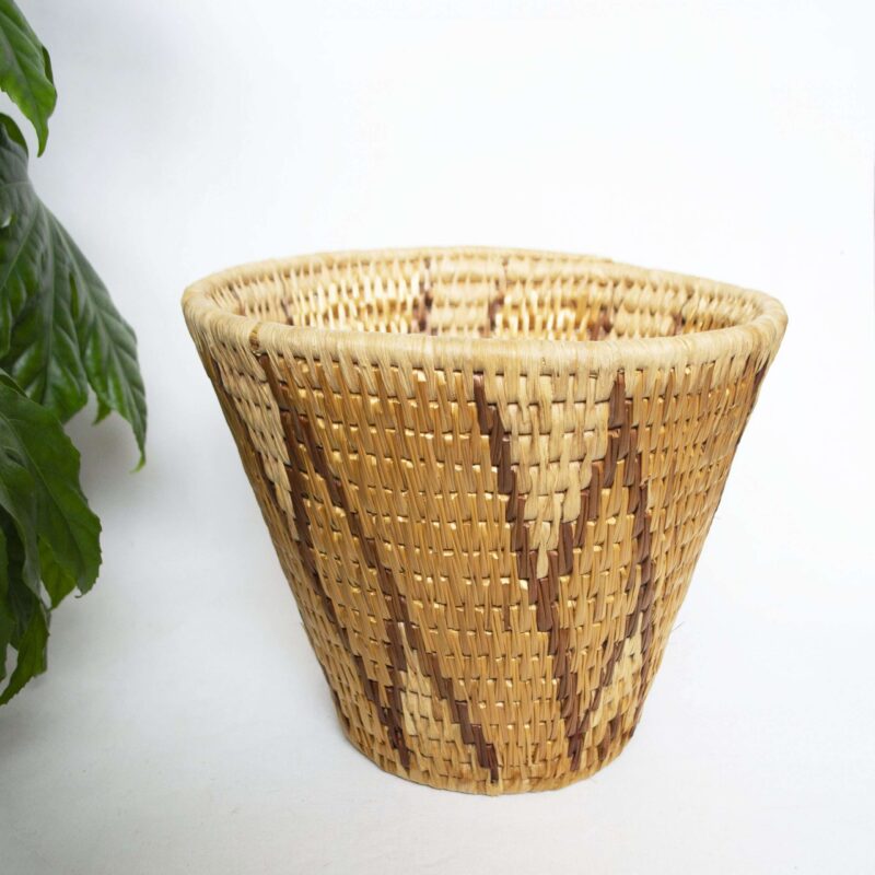 Vintage rotan mand geometrisch 