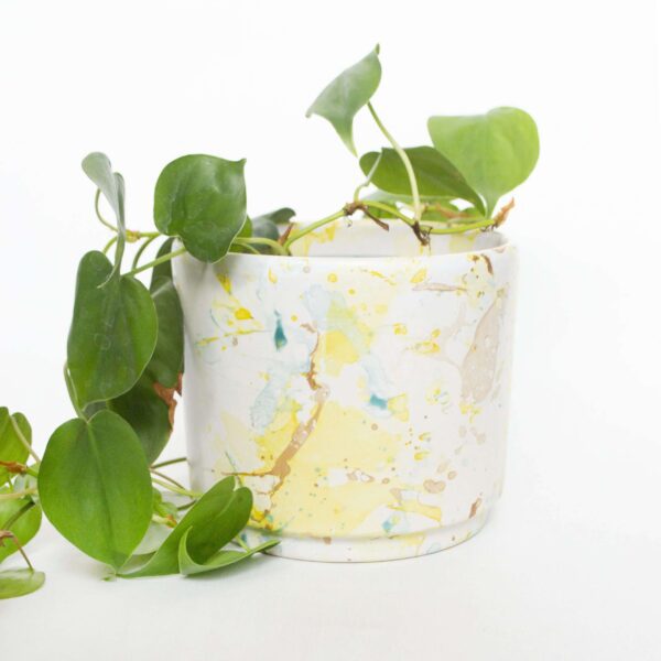 Bloempot marble upcycled geel