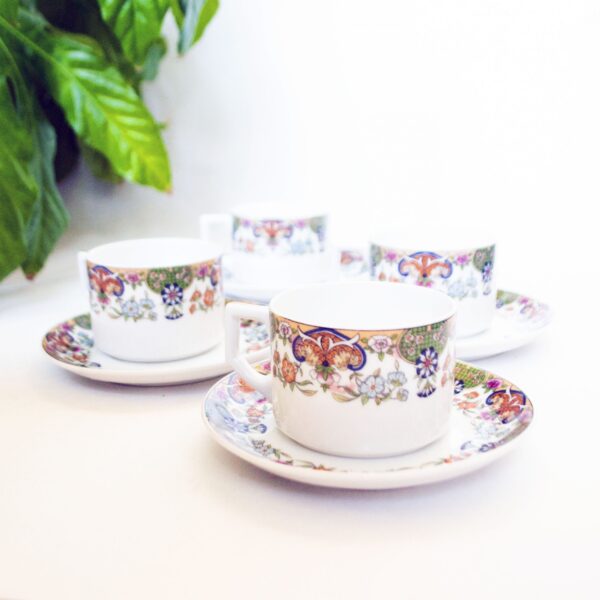 Vintage kop en schotel set bloem