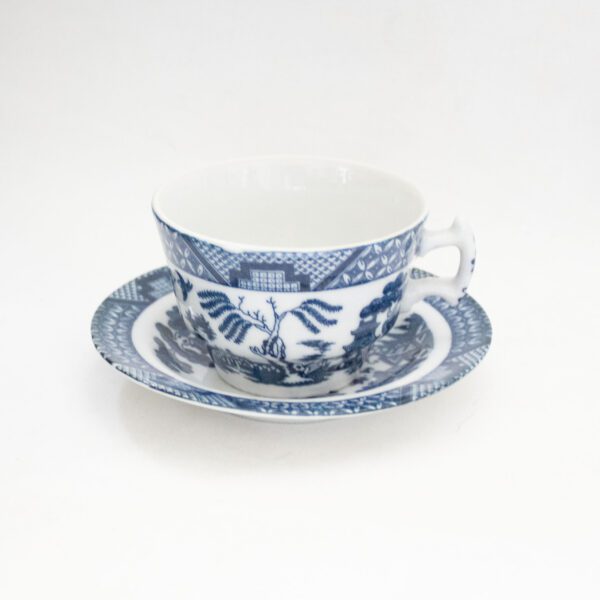 Vintage kop en schotel set blauw