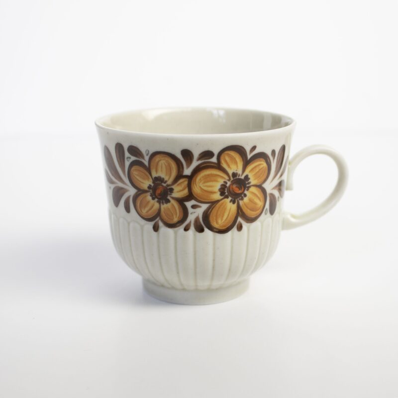 Vintage kop en schotel set bloemen