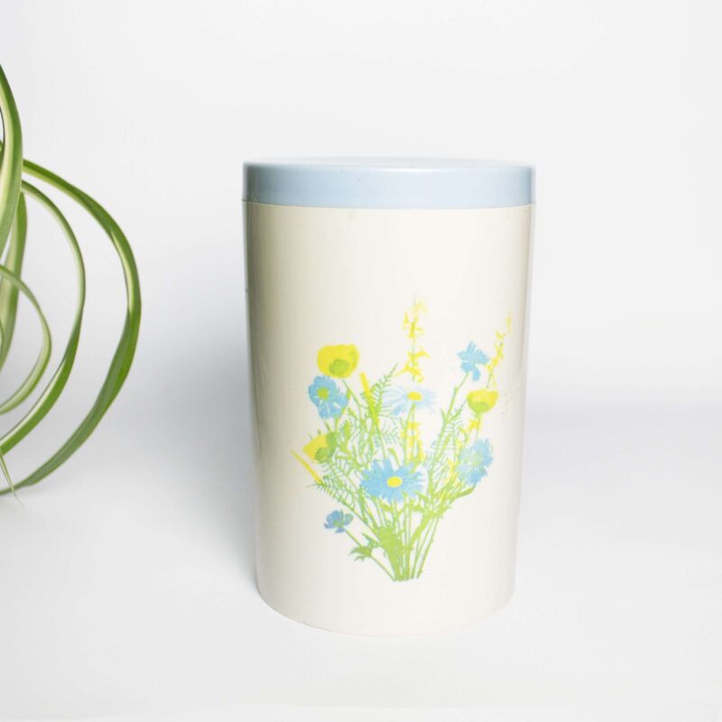 Vintage voorraadbus bloemen