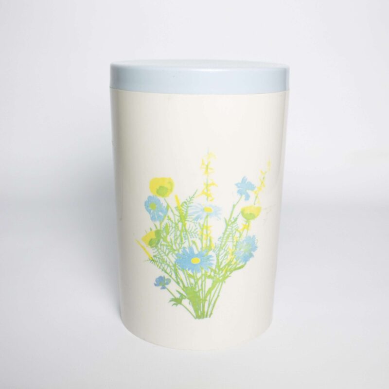 Vintage voorraadbus bloemen