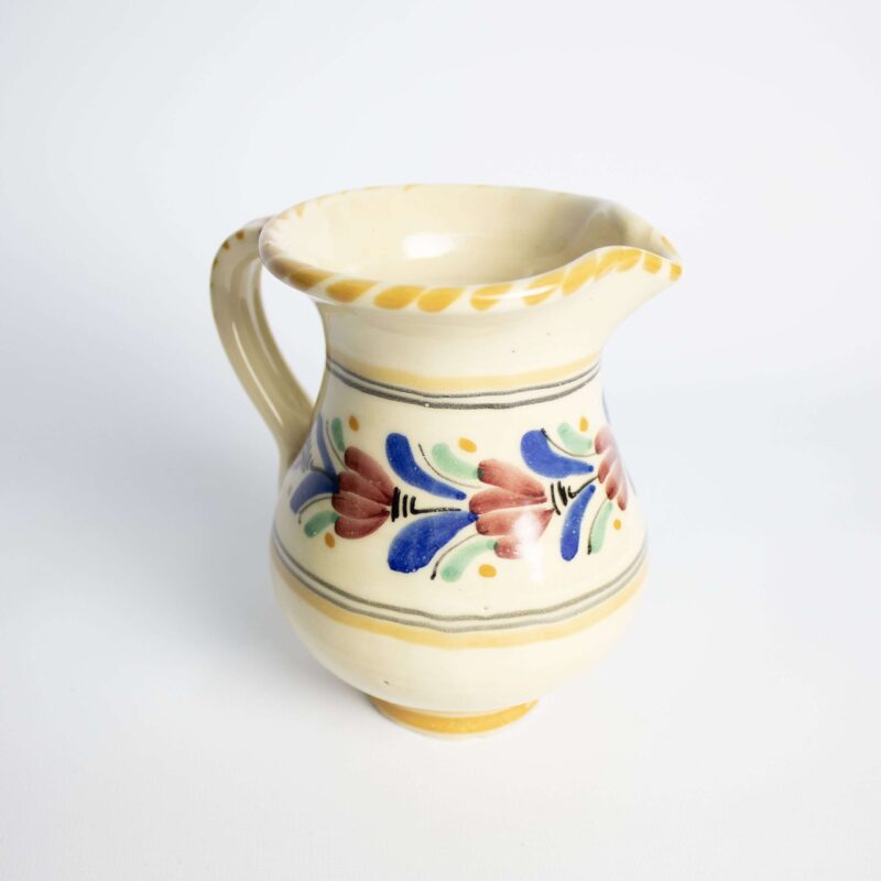 Vintage schenkkan pastel